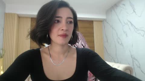 Sara  online show from April 2026 01:49:02 PM