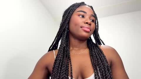 Sara online show from February 2026 05:00:02 PM