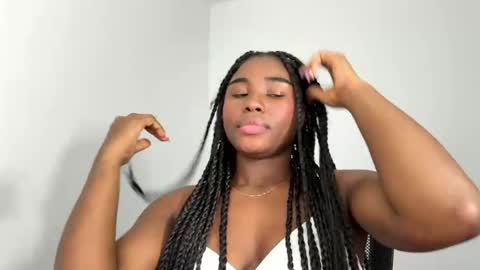 Snapshot of sara_muscle chatting on March 2026 06:08:01 AM Sara online show from March 2026 06:08:01 AM