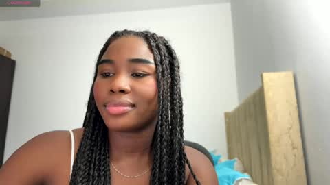 Snapshot of sara_muscle chatting on April 2026 01:32:01 AM Sara online show from April 2026 01:32:01 AM