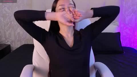 sara  online show from October 2025 12:46:01 PM