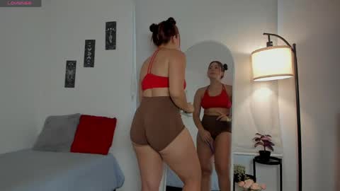 Snapshot of sara_sweett9 chatting on April 2026 10:15:01 PM sara_sweett9 online show from April 2026 10:15:01 PM