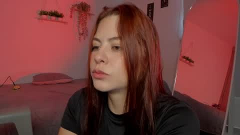Snapshot of sara_sweett9 chatting on May 2026 01:08:01 PM sara_sweett9 online show from May 2026 01:08:01 PM