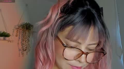Snapshot of sara_sweett9 chatting on June 2026 03:03:02 PM sara_sweett9 online show from June 2026 03:03:02 PM