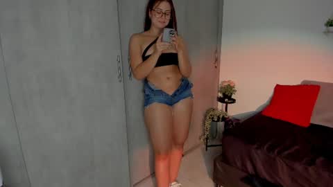 Snapshot of sara_sweett9 chatting on July 2026 03:21:02 PM sara_sweett9 online show from July 2026 03:21:02 PM