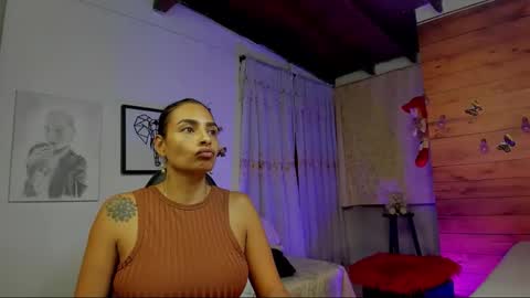 Snapshot of sara_thompson01 chatting on January 2026 05:54:02 AM SARA online show from January 2026 05:54:02 AM