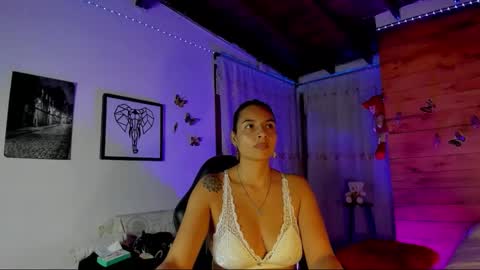 Snapshot of sara_thompson01 chatting on February 2026 06:53:02 AM SARA online show from February 2026 06:53:02 AM