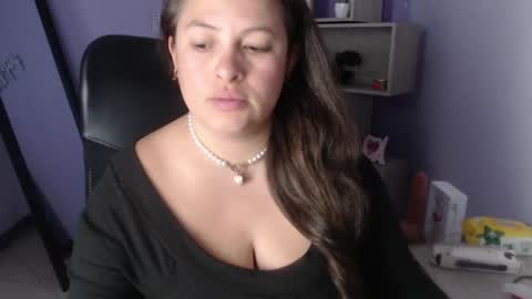 sara_thonson_ online show from December 2024 09:30:02 AM