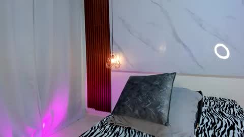 Snapshot of sara_zc chatting on December 2025 11:59:01 AM sara_zc online show from December 2025 11:59:01 AM