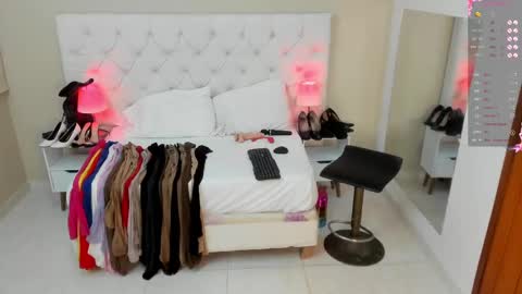 Saraa Gomez online show from February 2025 03:29:02 AM