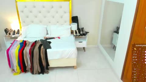 Saraa Gomez online show from March 2025 03:44:01 AM