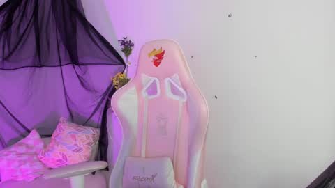 Sarah Ramirez online show from March 2025 01:11:01 AM