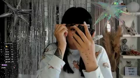 Sara online show from February 2025 12:28:01 PM