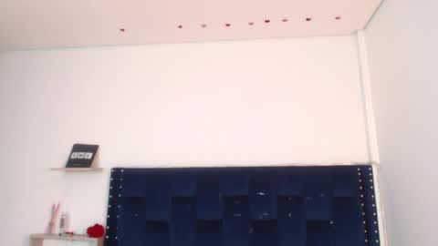 SARAHGIL online show from February 2025 01:53:02 PM