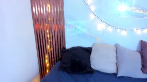 Snapshot of saraapril_1 chatting on March 2026 07:09:01 PM SARAHGIL online show from March 2026 07:09:01 PM