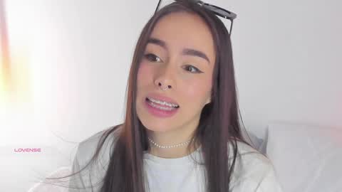 Snapshot of saraarchbould chatting on December 2024 05:06:02 PM Sara online show from December 2024 05:06:02 PM