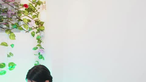 Sara online show from September 2025 05:59:02 PM