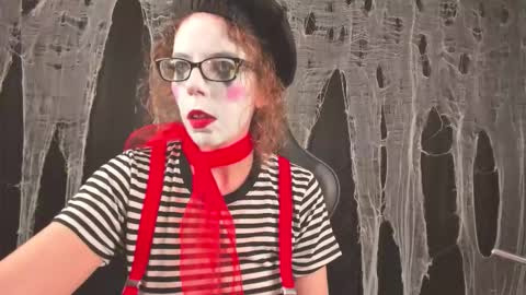 Snapshot of saradesirexo chatting on October 2025 12:50:01 PM Sara Desire online show from October 2025 12:50:01 PM
