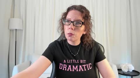 Snapshot of saradesirexo chatting on March 2026 03:08:02 PM Sara Desire online show from March 2026 03:08:02 PM
