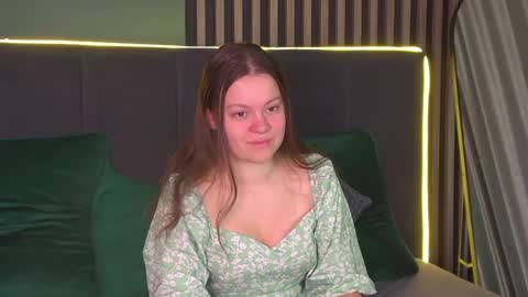 Snapshot of sarafranklins chatting on March 2026 05:19:01 AM Sara online show from March 2026 05:19:01 AM