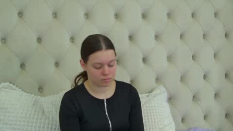 Snapshot of sarafranklins chatting on April 2026 05:25:01 AM Sara online show from April 2026 05:25:01 AM