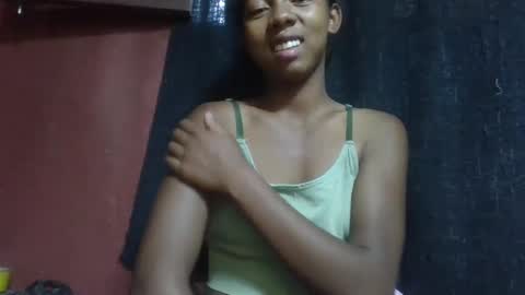 Snapshot of sarah146341 chatting on March 2025 05:57:01 AM sarah146341 online show from March 2025 05:57:01 AM