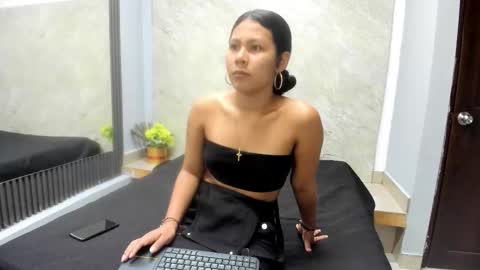 Sarah online show from November 2025 11:35:01 AM