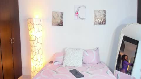 sarah  cinnamon online show from February 2026 07:18:01 PM