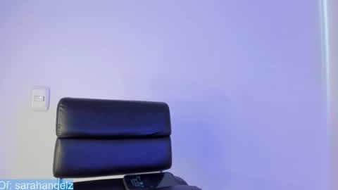 Snapshot of sarah_angelz chatting on January 2026 08:32:02 PM Sarah online show from January 2026 08:32:02 PM