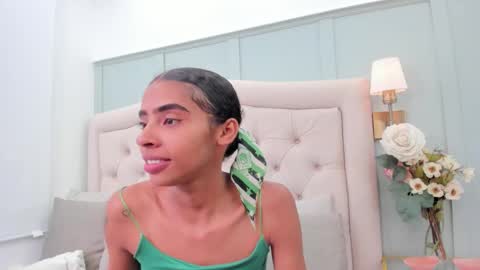 sarah_ashbourne online show from December 2025 03:17:02 PM