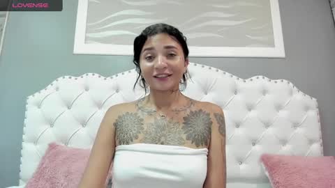 Sarah online show from December 2024 11:57:01 PM