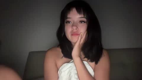 Sarah Heart Aus online show from February 2025 01:21:02 PM