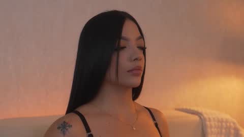 Snapshot of sarah_hiill chatting on March 2026 12:16:01 AM online show from March 2026 12:16:01 AM