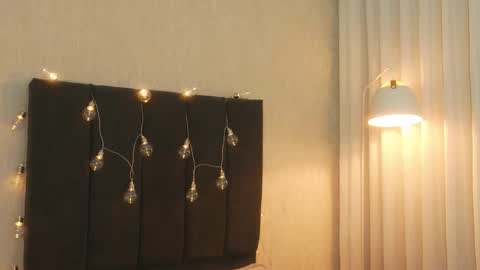 Snapshot of sarah_hiill chatting on April 2026 09:04:02 PM online show from April 2026 09:04:02 PM