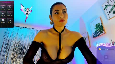 INSTAGRAM...sarah22 p online show from January 2025 04:36:01 AM