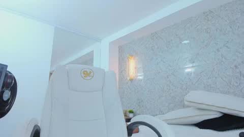 sarah online show from September 2025 12:21:02 PM