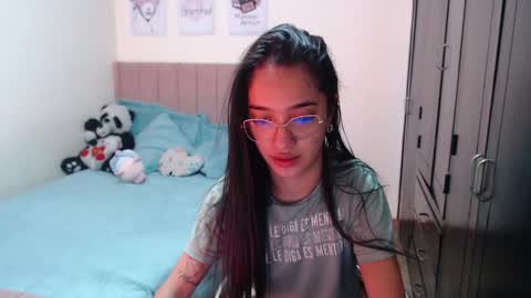 Sarah online show from December 2024 04:49:01 PM