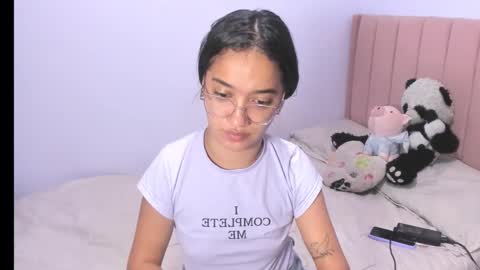 Sarah online show from October 2025 01:52:02 AM