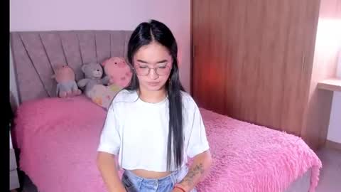 Sarah online show from August 2026 07:27:01 PM