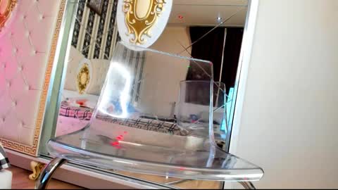 Sarah online show from February 2026 09:00:02 PM