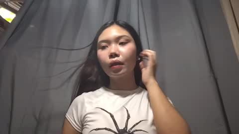 Snapshot of sarahcyganiewicz chatting on May 2026 06:43:02 AM Sophia online show from May 2026 06:43:02 AM