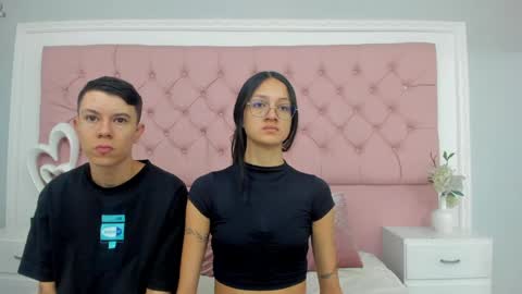 Sarah the Doll  online show from June 2026 12:55:02 PM