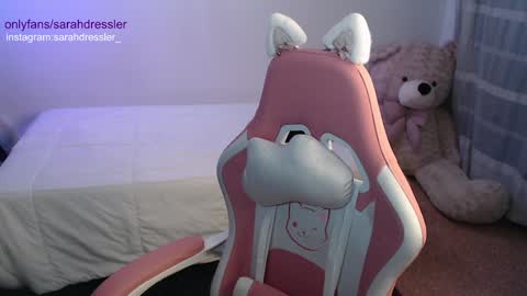 sarahdressler online show from December 2024 05:09:02 AM