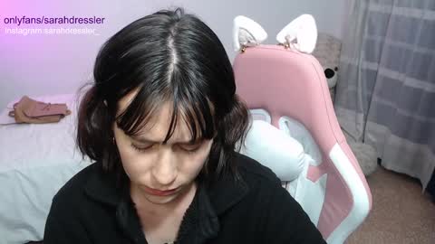 sarahdressler online show from January 2025 12:38:01 AM