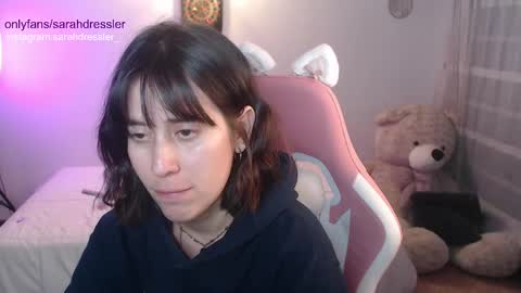 sarahdressler online show from February 2025 02:37:01 AM