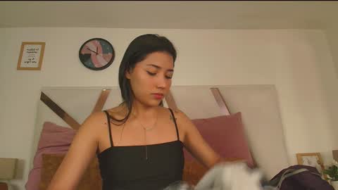 Sarah Evans online show from December 2024 11:22:02 AM