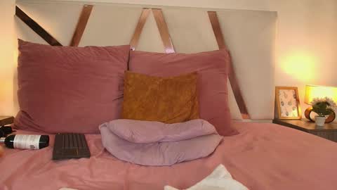 Sarah Evans online show from December 2024 10:37:02 PM