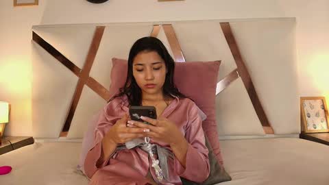 Sarah Evans online show from December 2024 01:29:01 AM