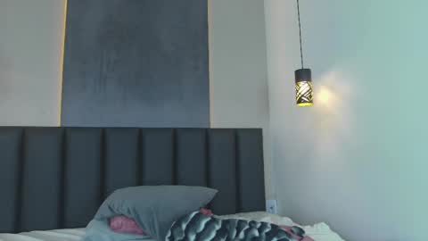 Sarah Evans online show from March 2025 09:44:02 AM