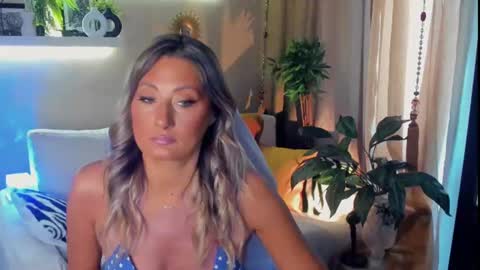 Divine Sarah NONUDE model online show from July 2026 02:13:02 PM